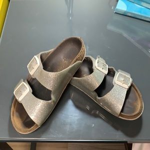 Birkenstock girls sandals size 33/1